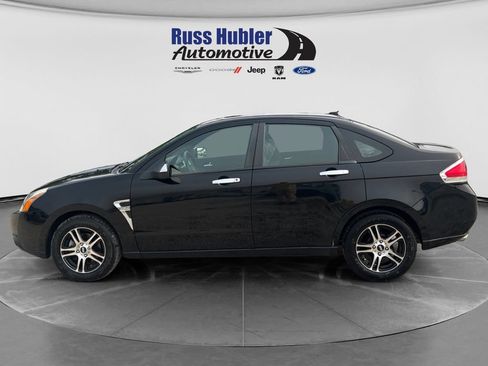 Used 2008 Ford Focus Sedan FWD image 2