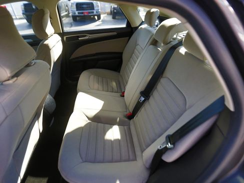 Used 2018 Ford Fusion S image 10