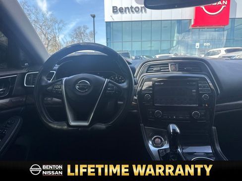 Used 2017 Nissan Maxima Platinum w/ Interior Lighting Package image 13