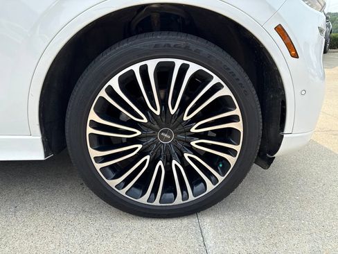 Used 2022 Lincoln Aviator Reserve w/ Equipment Group 201A AWD/4WD image 63