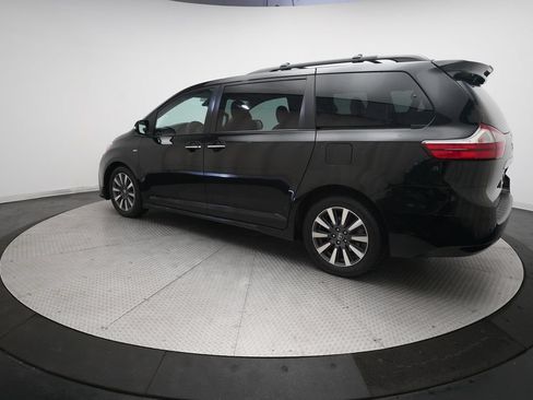 Used 2018 Toyota Sienna Limited Premium w/ Carpet Mat Package AWD/4WD image 36