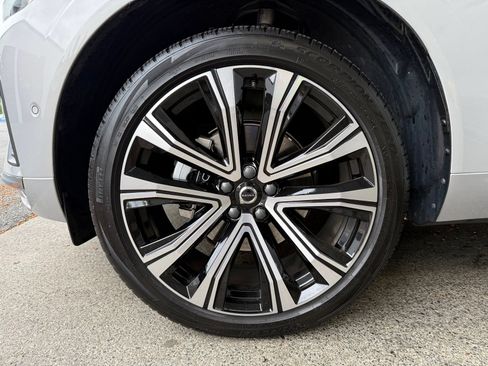 Used 2023 Volvo XC60 B5 Ultimate w/ Climate Package AWD/4WD image 21