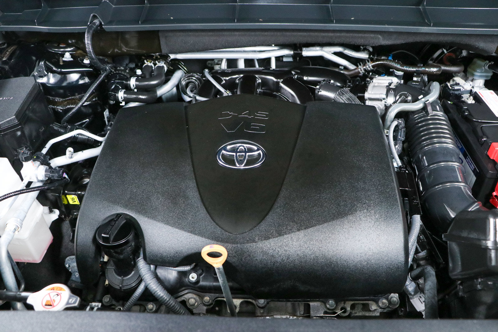 Used 2021 Toyota Highlander XLE FWD image 34