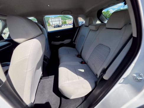 Used 2024 Honda HR-V LX image 12