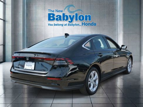 Used 2023 Honda Accord LX image 4