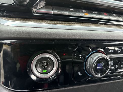 Used 2023 Chevrolet Silverado 1500 RST image 16