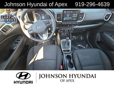 Used 2021 Hyundai Venue SE image 21