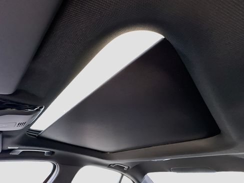 New 2026 BMW 330i Sedan w/ Convenience Package RWD image 16