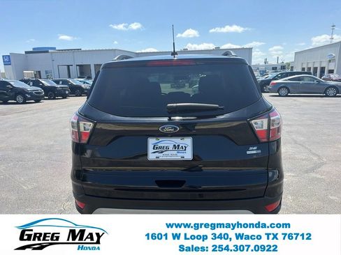 Used 2018 Ford Escape SE AWD/4WD image 4