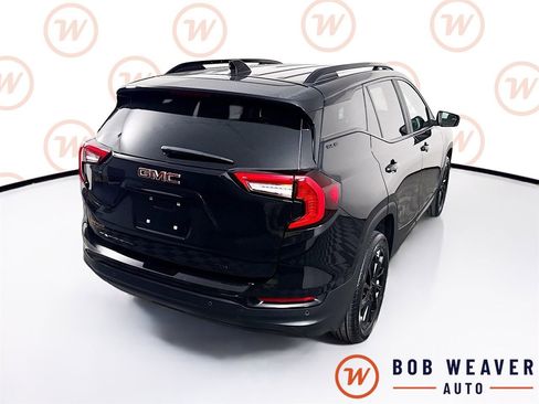 Used 2023 GMC Terrain SLE w/ Driver Convenience Package AWD/4WD image 8
