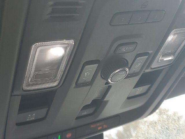 Certified 2024 GMC Yukon Denali AWD/4WD image 32