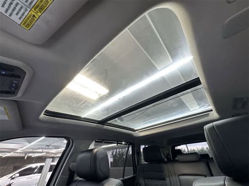 Used 2023 Toyota Sequoia Limited image 17