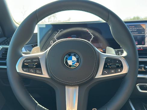 New 2026 BMW X5 xDrive40i w/ M Sport Package image 18