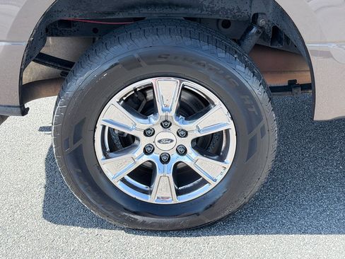 Used 2015 Ford F150 XLT w/ Equipment Group 302A Luxury RWD image 34