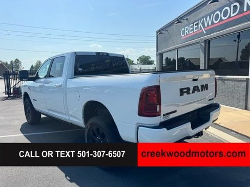 Used 2025 RAM 2500 Laramie AWD/4WD image 3