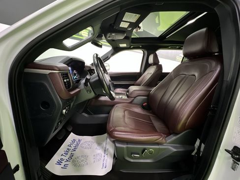 Used 2022 Ford Expedition Max Limited AWD/4WD image 17
