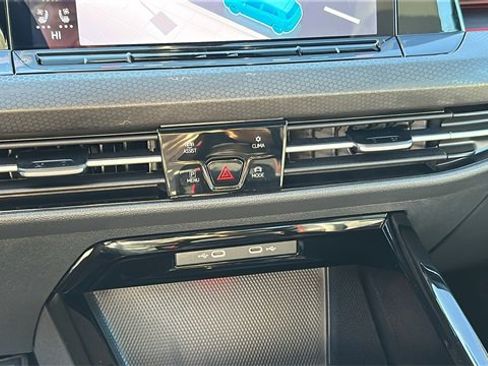 Used 2024 Volkswagen GTI SE image 21