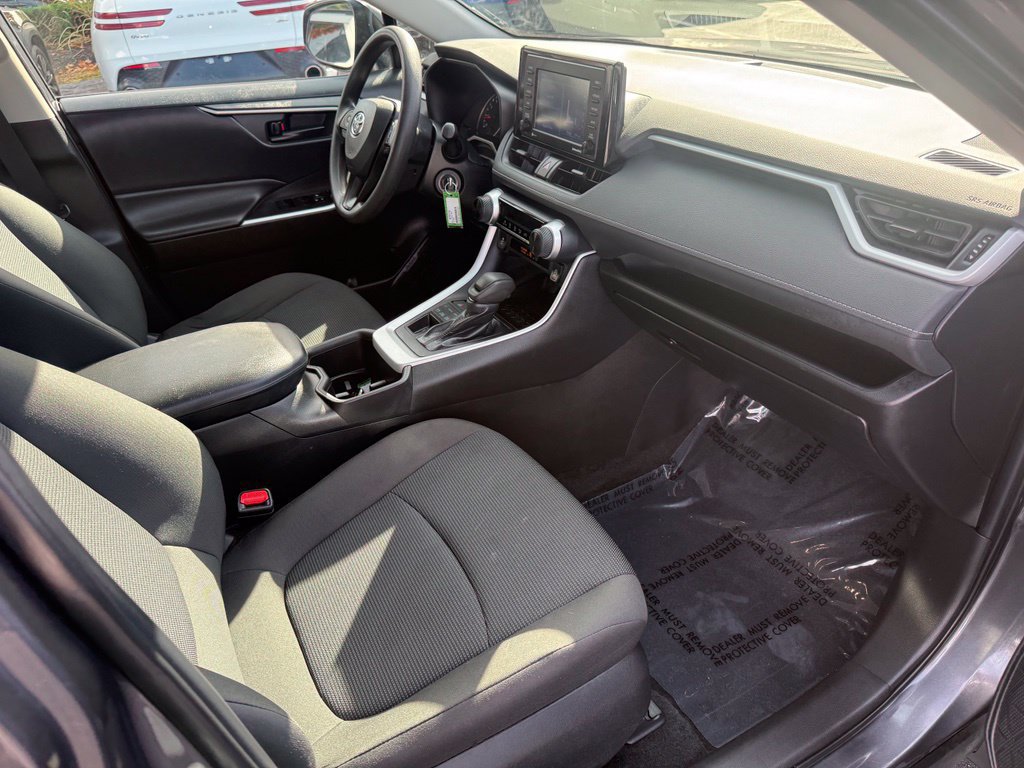 Certified 2022 Toyota RAV4 LE AWD/4WD image 23