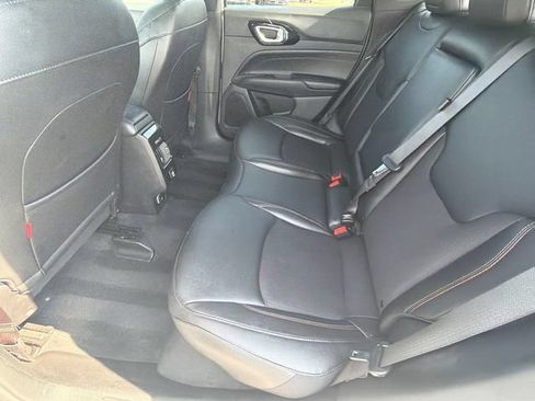 Used 2025 Jeep Compass Trailhawk AWD/4WD image 20