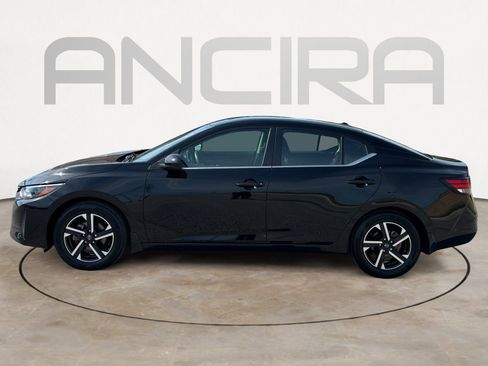 Used 2024 Nissan Sentra SV FWD image 7