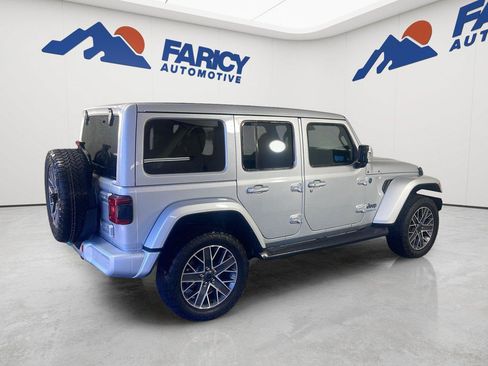 Used 2024 Jeep Wrangler High Altitude AWD/4WD image 6