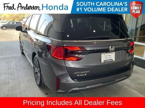 New 2026 Honda Odyssey Touring image 24