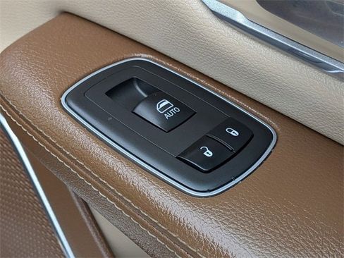 Used 2021 RAM 1500 Laramie image 35