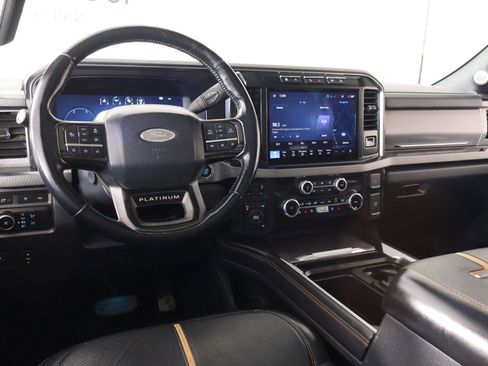 Used 2024 Ford F350 Platinum AWD/4WD image 2