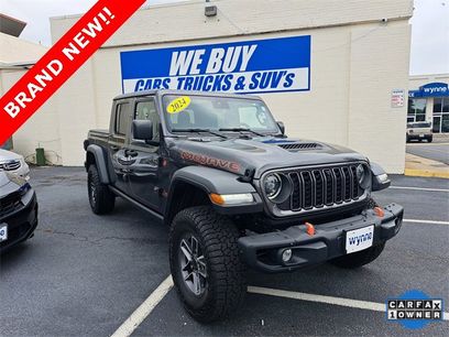 Used 2024 Jeep Gladiator Mojave w/ Technology Group