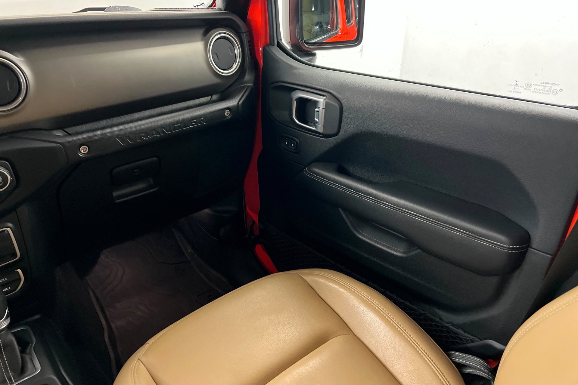 Used 2018 Jeep Wrangler Unlimited Rubicon AWD/4WD image 10