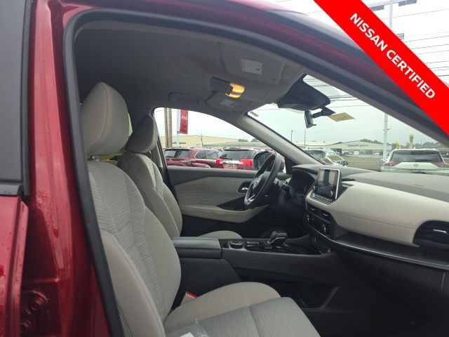 Certified 2023 Nissan Rogue SV AWD/4WD image 13