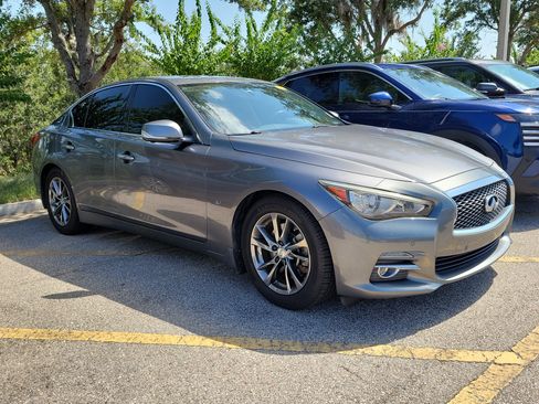 Used 2015 INFINITI Q50 Premium w/ Deluxe Touring Package RWD image 2
