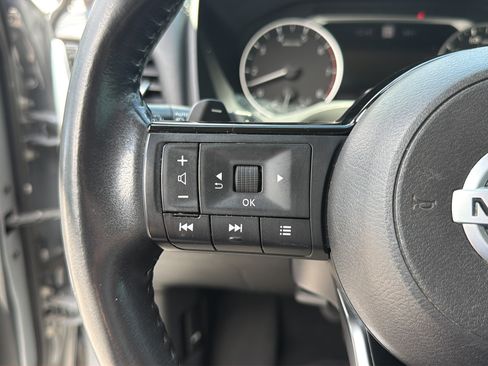 Used 2021 Nissan Rogue SL w/ Premium Package FWD image 38