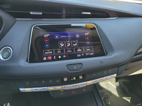 Used 2019 Cadillac XT4 Premium Luxury w/ Driver Awareness Package image 22