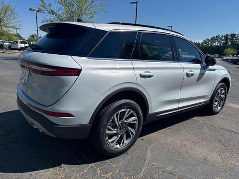 New 2026 Lincoln Corsair Premiere image 5