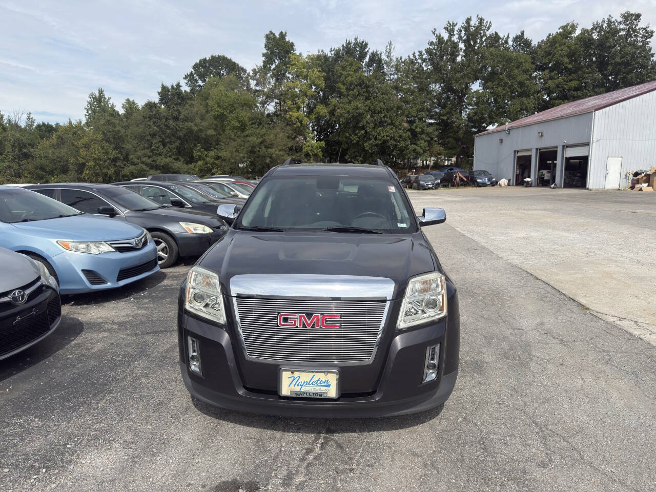 Used 2014 GMC Terrain SLE w/ Convenience Package AWD/4WD image 4