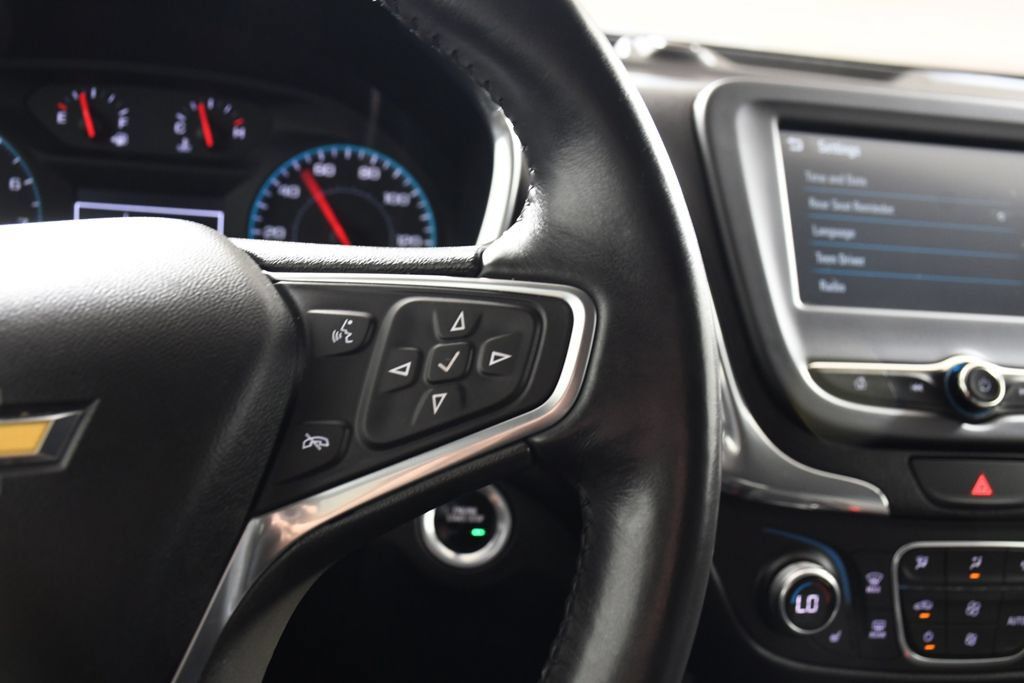 Used 2018 Chevrolet Equinox LT FWD image 30