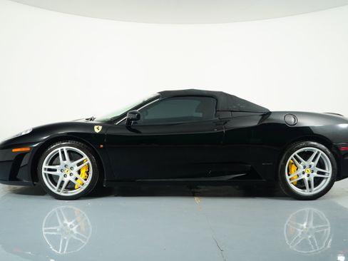 Used 2008 Ferrari F430 Spider image 21