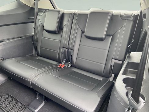 Used 2023 Volkswagen Atlas SE image 42