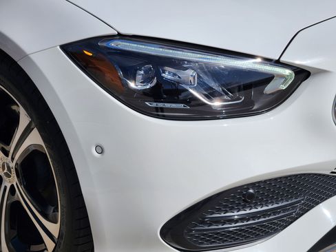 Certified 2025 Mercedes-Benz C 300 Sedan image 7