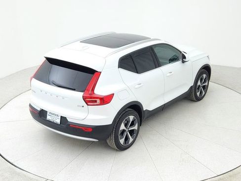 New 2025 Volvo XC40 B5 Core w/ Protection Package Premier image 14