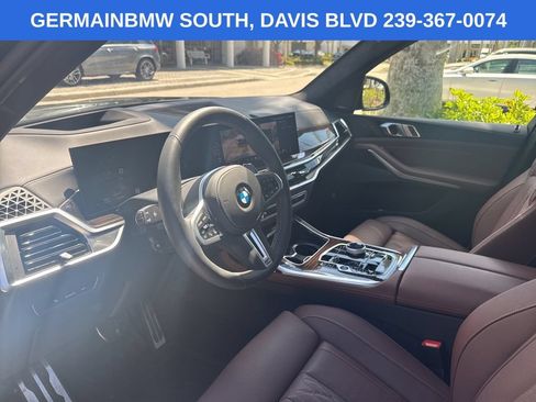 Used 2025 BMW X7 M60i AWD/4WD image 45