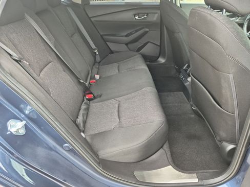 Certified 2025 Honda Accord SE image 30