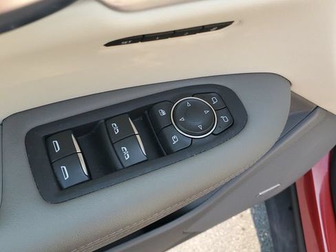 Certified 2023 Cadillac XT5 Premium Luxury w/ LPO, Floor Liner Package AWD/4WD image 11
