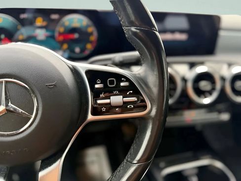 Used 2020 Mercedes-Benz A 220 4MATIC image 46