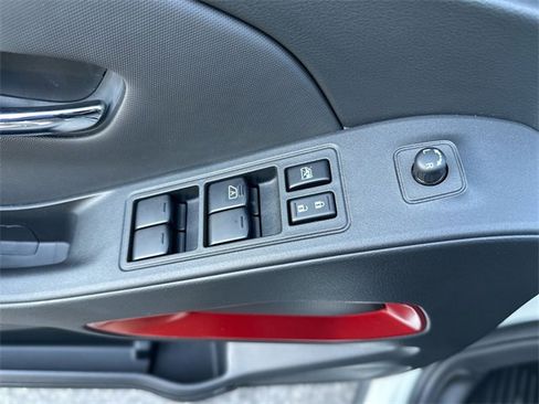 Used 2024 Nissan Frontier PRO-4X w/ Pro Convenience Package image 14