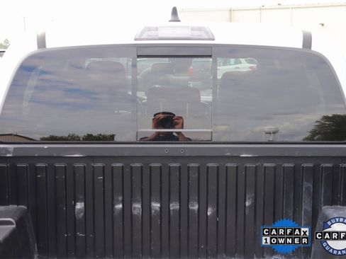 Used 2023 Toyota Tacoma TRD Off-Road w/ Technology Package image 14