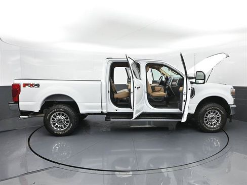 Certified 2022 Ford F250 Lariat w/ Lariat Ultimate Package AWD/4WD image 50