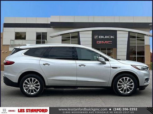 Used 2021 Buick Enclave Premium w/ Sun and Sites Package AWD/4WD image 7