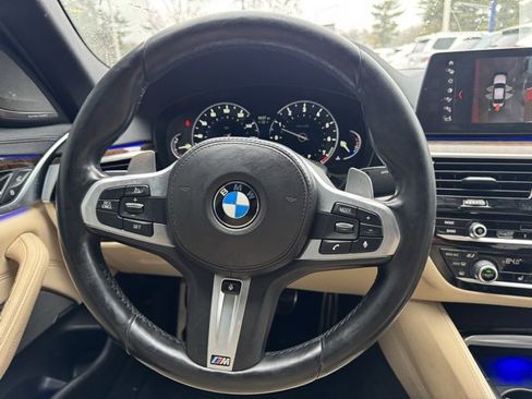 Used 2017 BMW 540i xDrive image 18